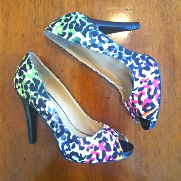 NINE WEST Retro 80s Animal Print Heels Colorful - Picture 1 of 12